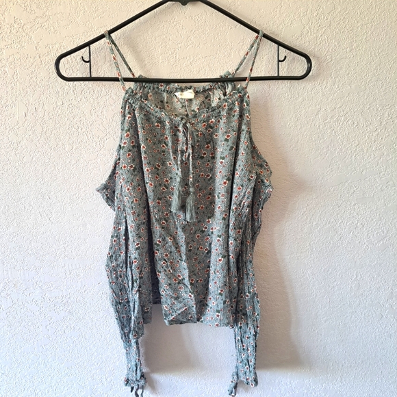 Aeropostale Long Sleeve Floral Cold-Shoulder Top - Picture 2 of 9